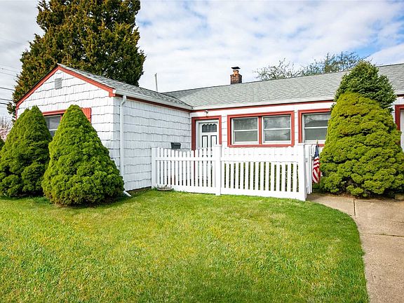 2nd image of 312 Forest Ave