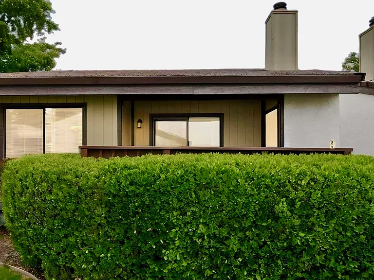 205 Tangerine Ct — Photo 7