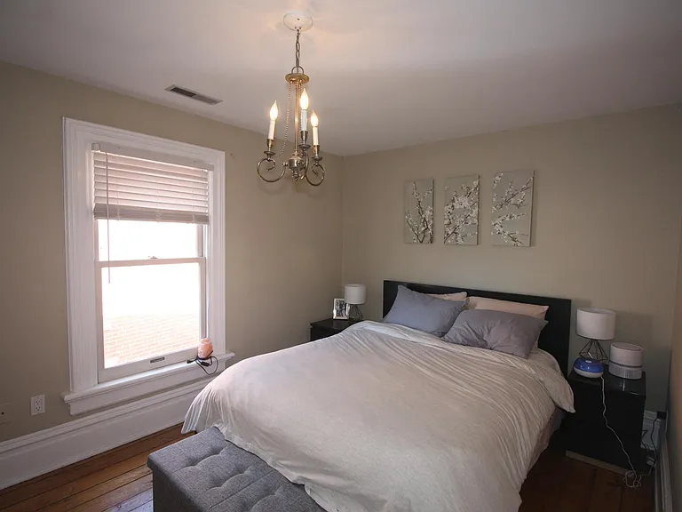 771 Summit St — Photo 15