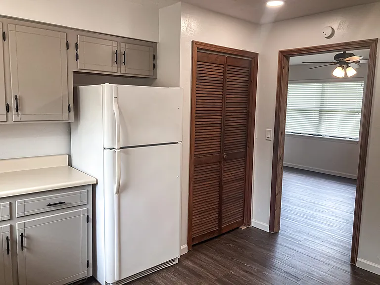 4930 Azalea Ave NW #A — Photo 2