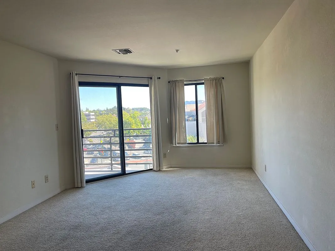 2 bed, 2.0 bath, 1119 sqft, $2,800 — Photo 2