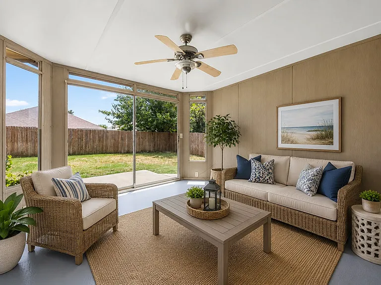 9313 Norfolk Ln — Photo 17