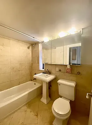 Rented by Brighton Management | media 10