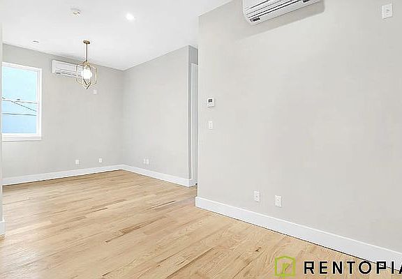 3rd image of 725 Metropolitan Ave #2E