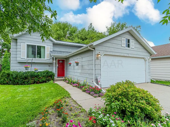 5317 20th St S, Fargo, ND 58104