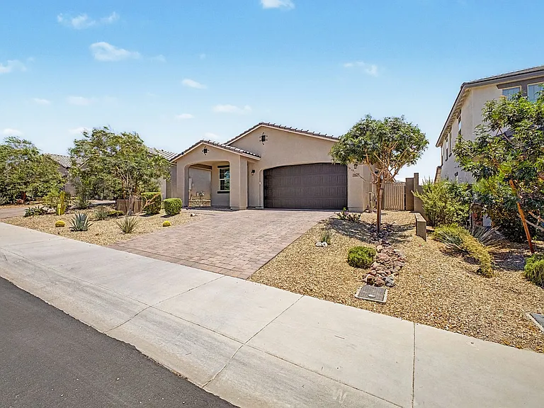 17239 W Desert Sage Dr — Photo 4