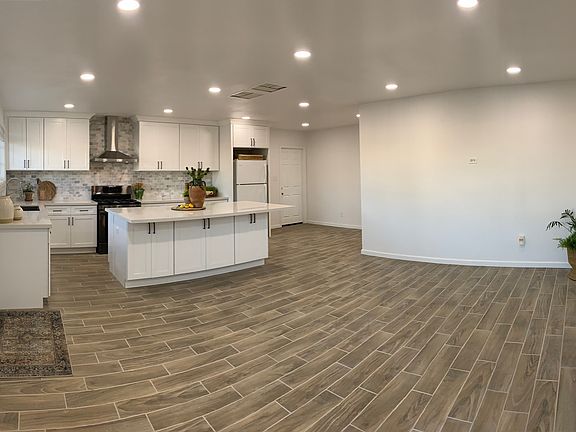 5th image of 4827 Lehrer Dr