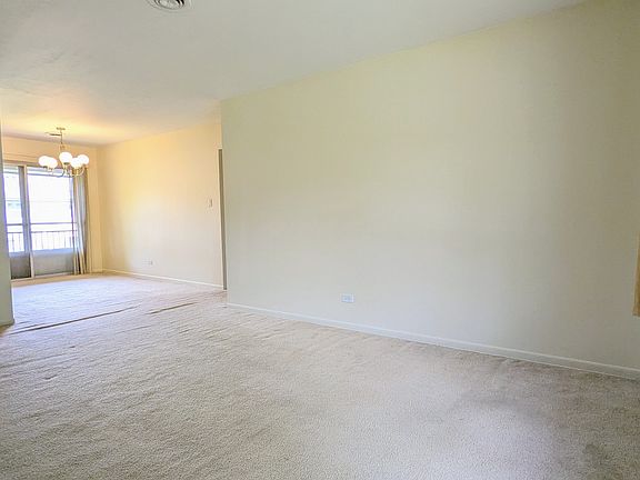 3rd image of 230 Washington Sq APT D