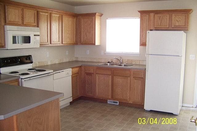 2nd image of 5300 W Morris Hill Rd APT 103