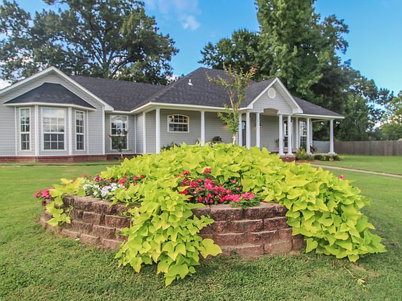 Outside front - flower bed