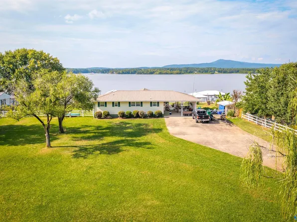 295 County Road 578, Centre, AL 35960
