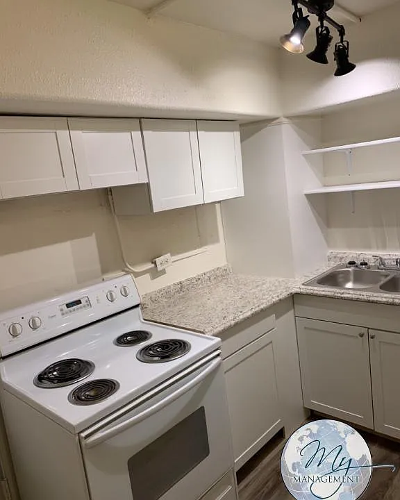 mini_Kitchen+209B_07172025