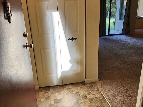 4th image of 1032 Brinker Dr APT 102