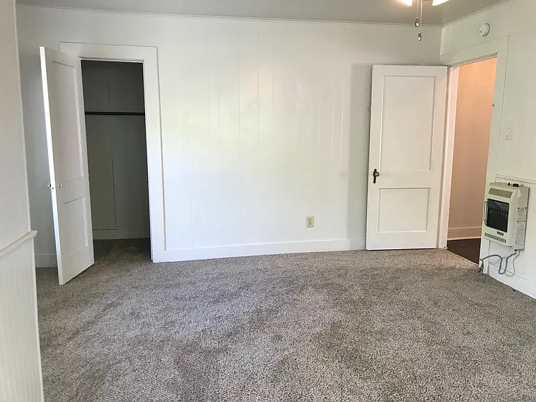 1010 Maple St #D — Photo 9