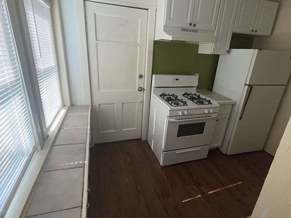 3rd image of 1356 W 91st St