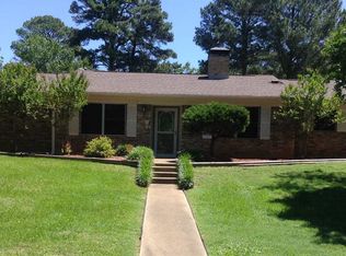 18 Spring Valley Cir, Longview, TX 75605