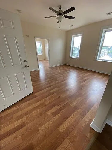 319 14th Ave #3 Photo 1