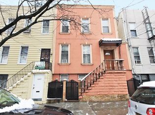 1865 Starr St, Flushing, NY 11385