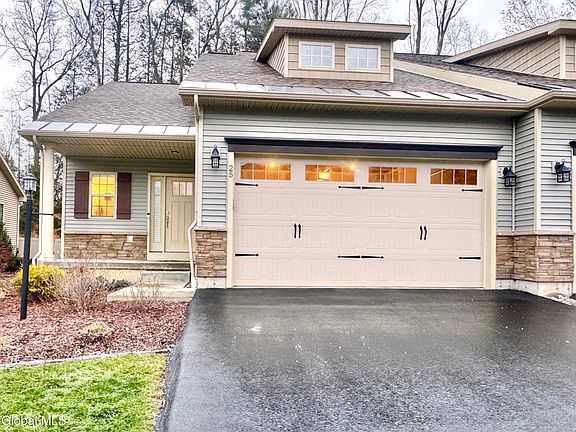 3rd image of 25 Canterbury Lane