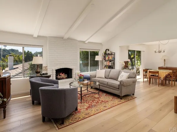 131 Ebano Ct, Solana Beach, CA 92075