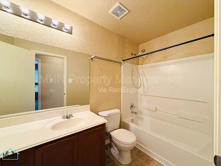 5630 Sendero Spg — Photo 24