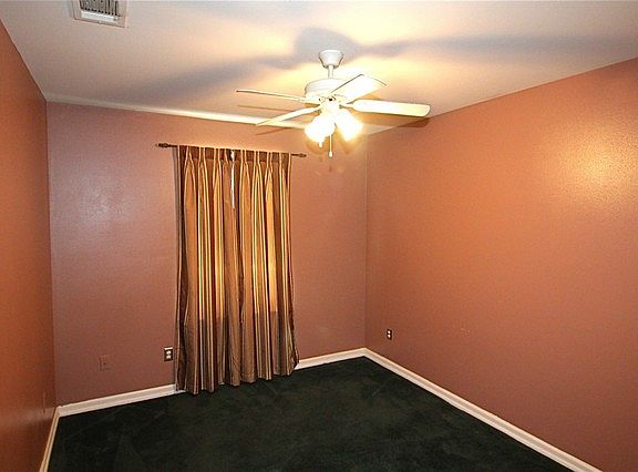 2nd image of 14 Sallye Ann St