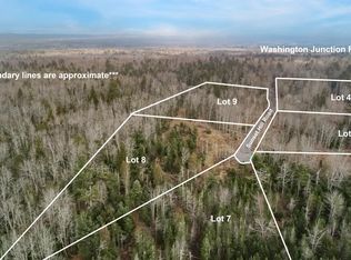 7 Sunset Hill Rd, Hancock, ME 04640