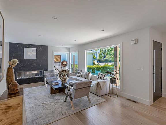 5th image of 516 N Baywood Ave