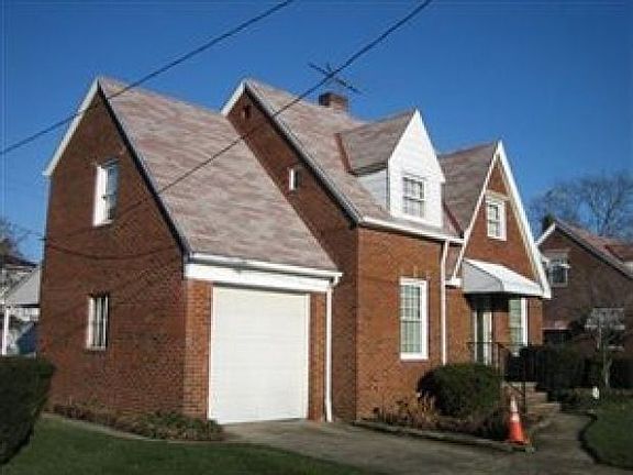 4th image of 1020 Creek View Dr