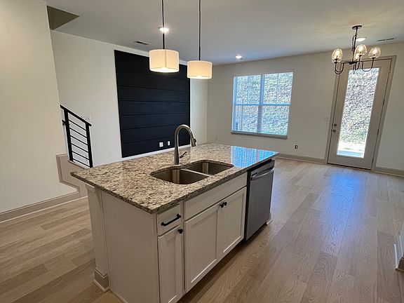 5th image of 8429 Whisper Ln #8431