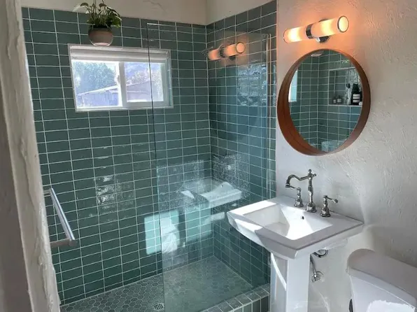 595 S Calle Palo Fierro APT 1, Palm Springs, CA 92264
