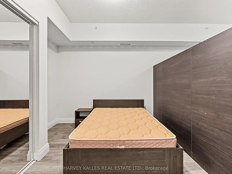 652 Princess St #237 — Photo 16
