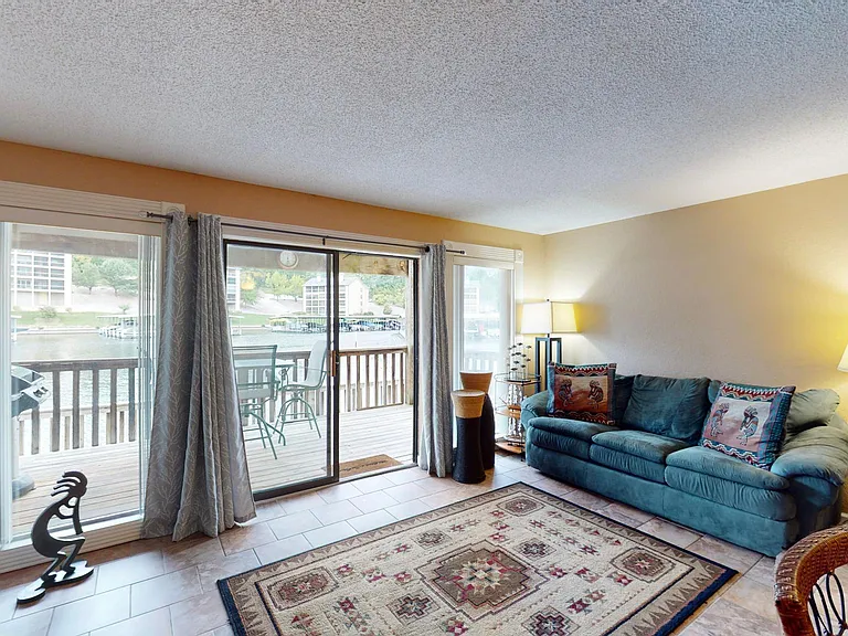 103 Southwood Shores Pl #1C — Photo 2