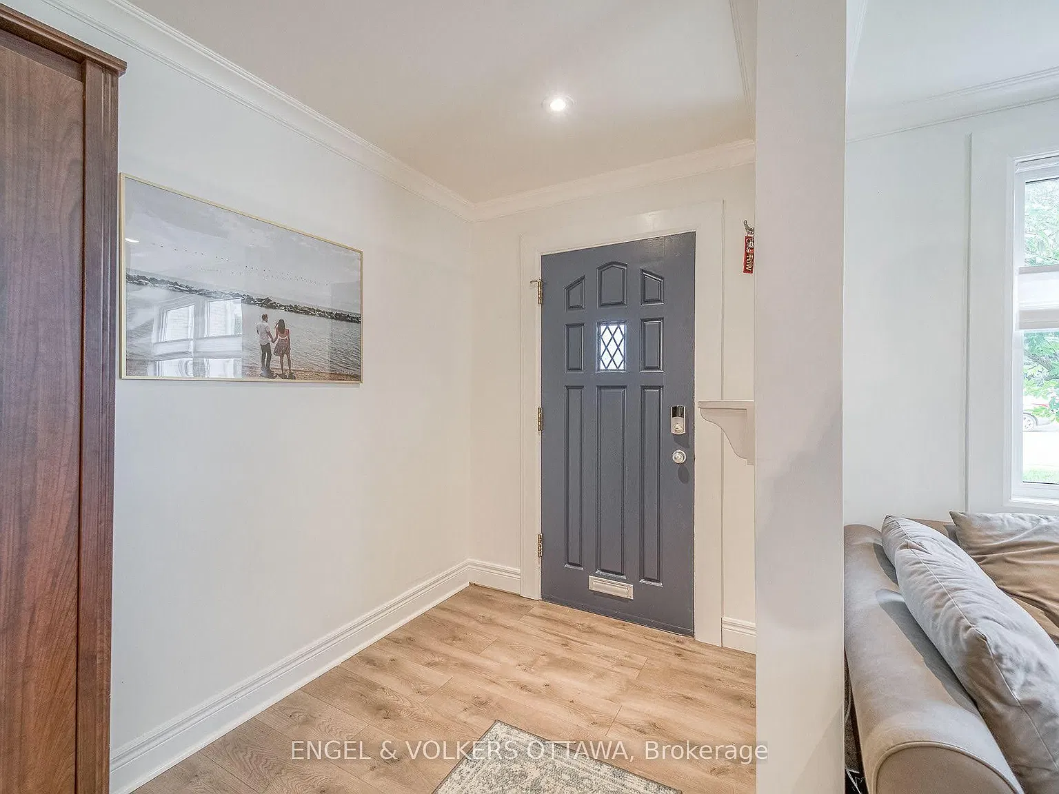 3 bed, $3,200 — Photo 3