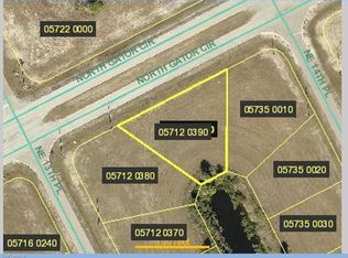 1304 N Gator Cir, Cape Coral, FL 33909