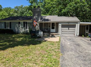 728 E 97th St, Kansas City, MO 64131