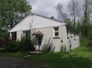 3891 Creek Rd, Youngstown, NY 14174