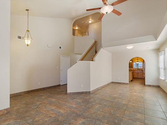 5th image of 924 Galeras St NW