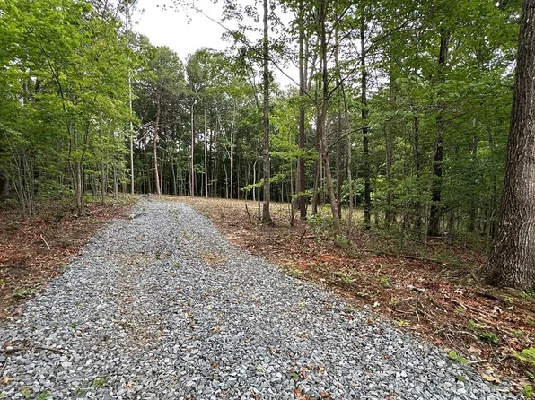 189 Country Hills Rd, Ellijay, GA 30540