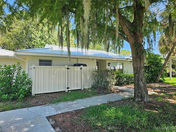 2nd image of 11481 W Bayshore Dr
