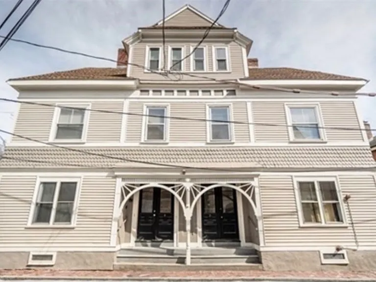 2 Howard St #5 — Photo 4