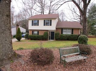 925 Munday Ct, Charlotte, NC 28270