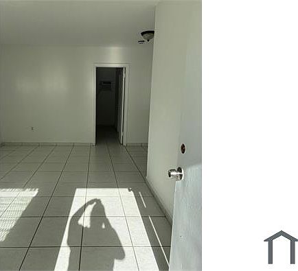 1st image of 6001 SW 76th St