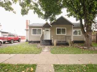1705 N Spruce St, La Grande, OR 97850
