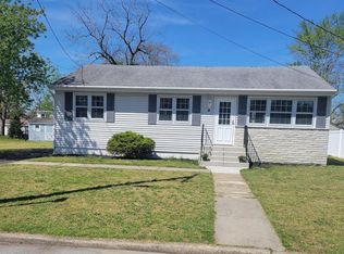 8 N 14th St, Millville, NJ