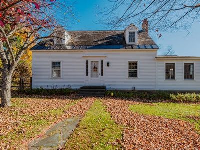 69 Cottage Street, Manchester Center, VT, 05255
