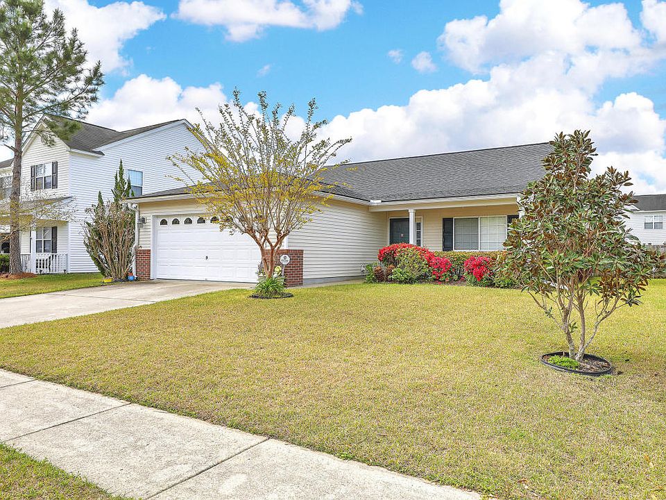 2nd image of 66 Regency Oaks Dr
