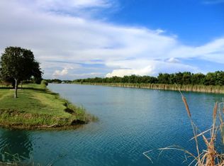 744 Cemetary Rd, Angleton, TX 77515