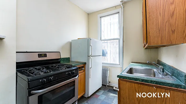 Rented by Nooklyn NYC LLC | media 4