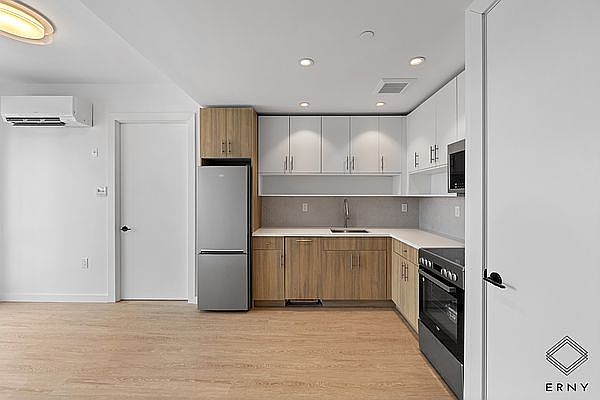 1st image of 335 Linden Blvd #3G